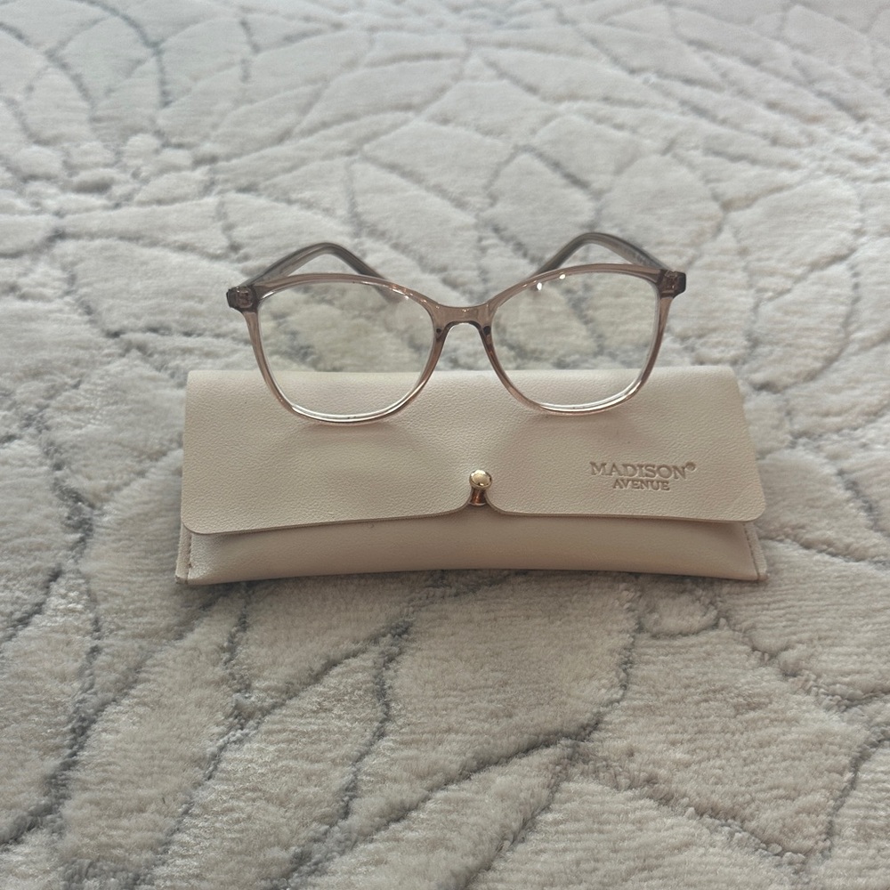 Madson Avenue Blue Light Blockers Cream Glasses with Case
